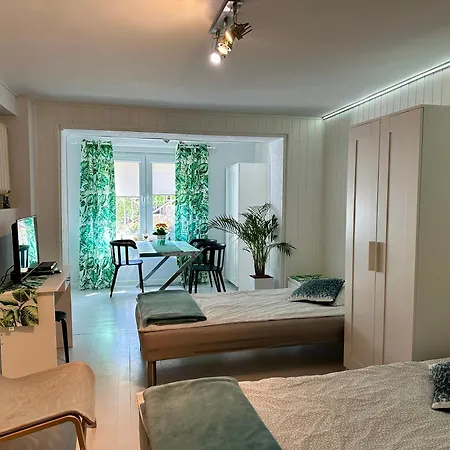 Ferienwohnung Pokoje W Orlowie - Przy Plazy I Molo Gdynia Exterior foto